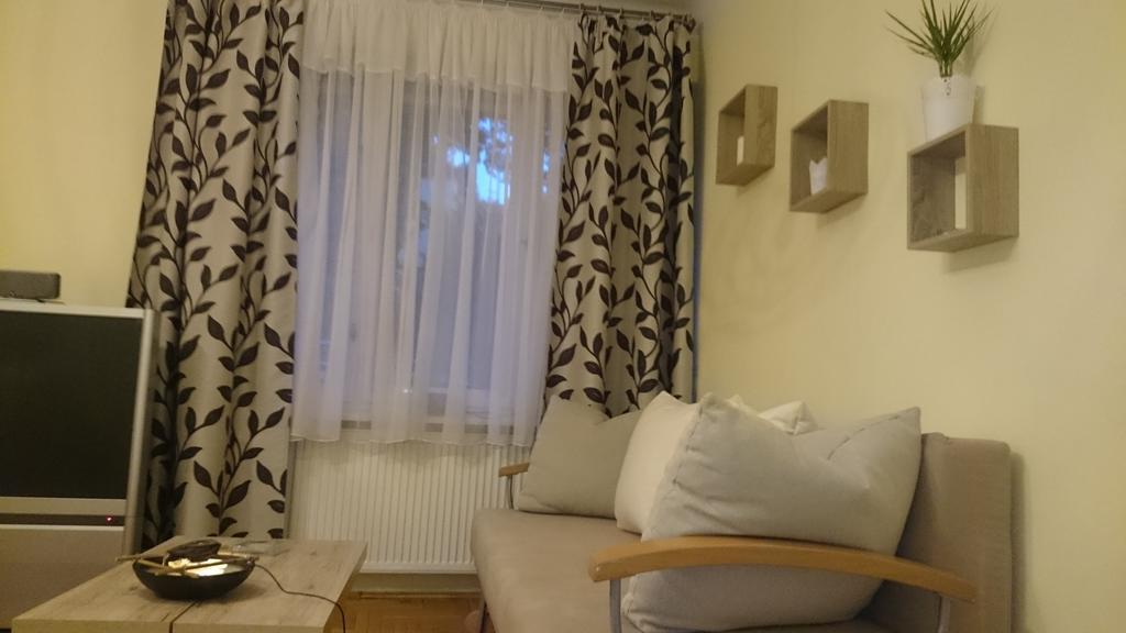 Delibab Apartment Budapest Bilik gambar