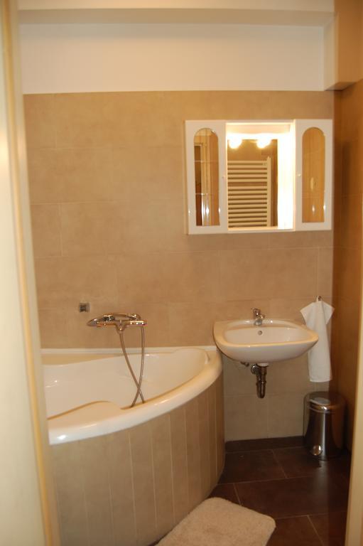 Delibab Apartment Budapest Luaran gambar