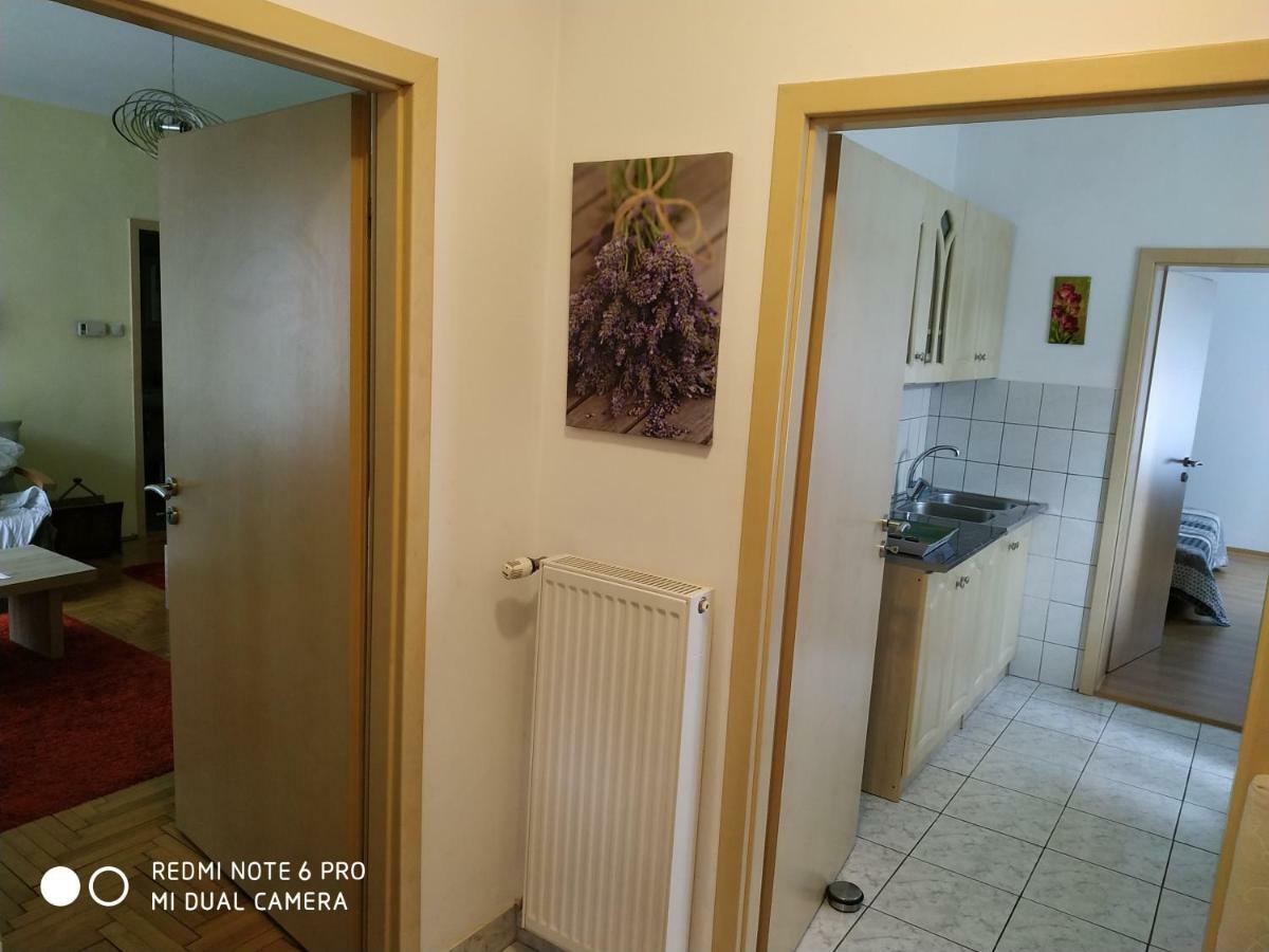 Delibab Apartment Budapest Luaran gambar
